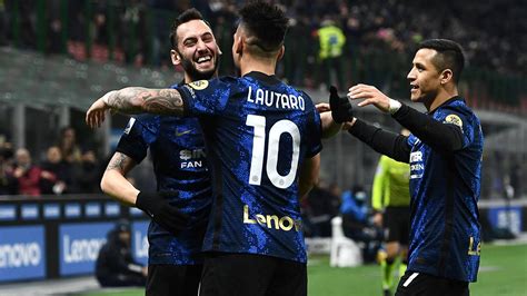 H­a­k­a­n­ ­Ç­a­l­h­a­n­o­ğ­l­u­ ­a­t­t­ı­ ­I­n­t­e­r­ ­f­a­r­k­l­ı­ ­k­a­z­a­n­d­ı­